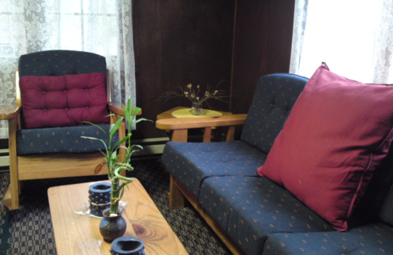 Living Area at Lakeside Country Cottages