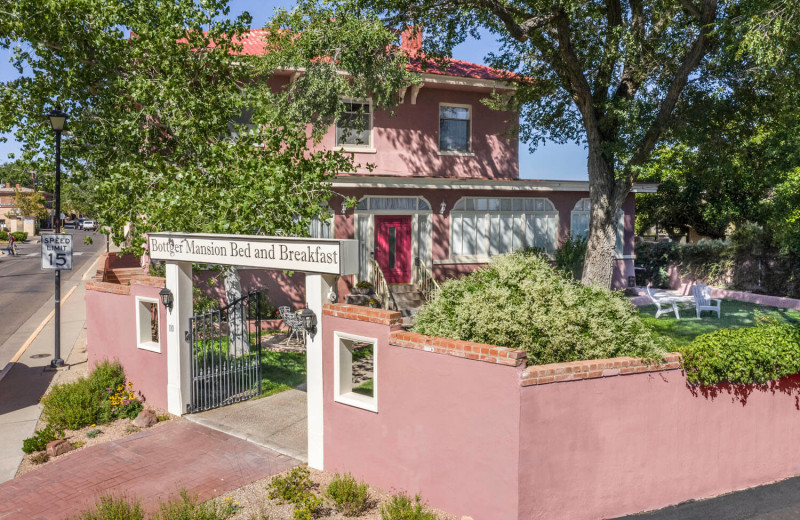 Exterior view of Böttger Mansion of Old Town.