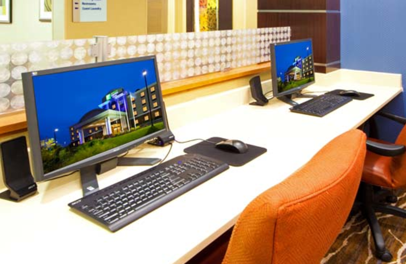 Business Center at Holiday Inn Express Columbia East