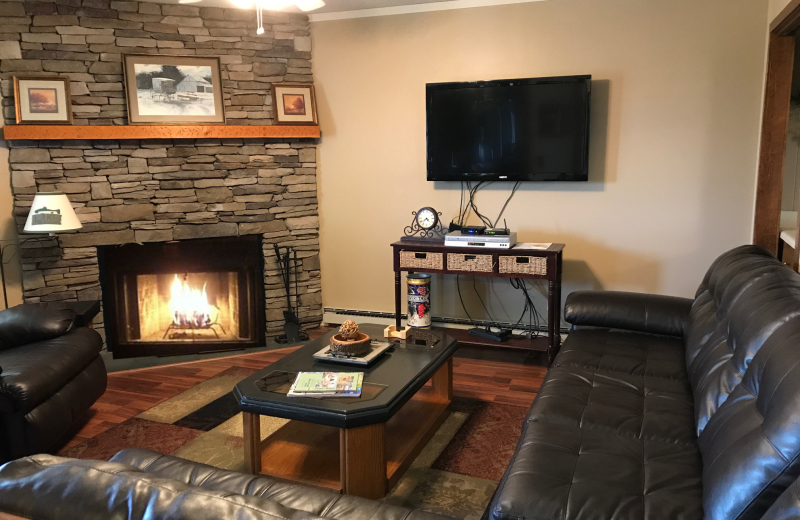 Guest living room at Pinnacle Inn Resort.