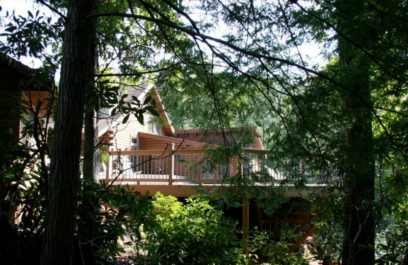 Exterior View of Rivers Ridge Lodge