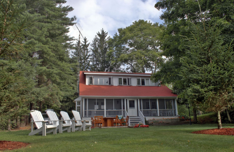 Cottage exterior at Windermere House.