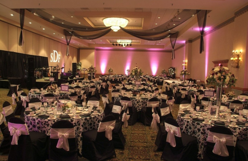 Wedding at Tan-Tar-A Resort.