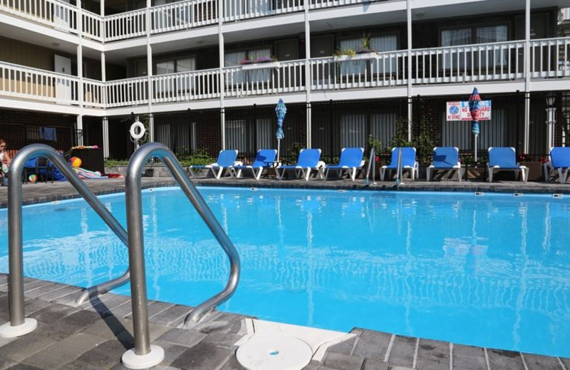 Swimming Pool at Surfside Hotel and Suites