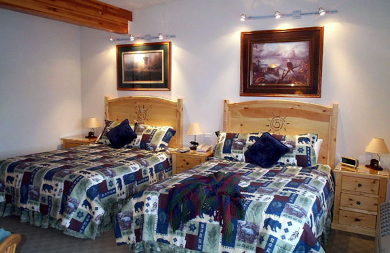 Guest room at Many Springs Flathead Lake Resort.