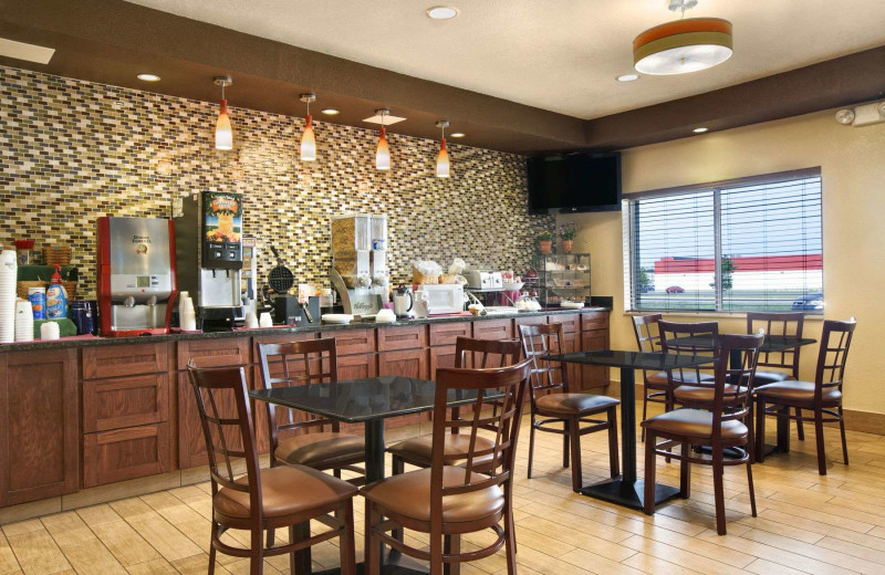 Dining at Days Inn & Suites - Benton Harbor.