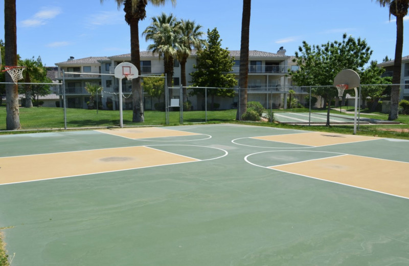 Tennis court at Green Valley Spa & Hotel.