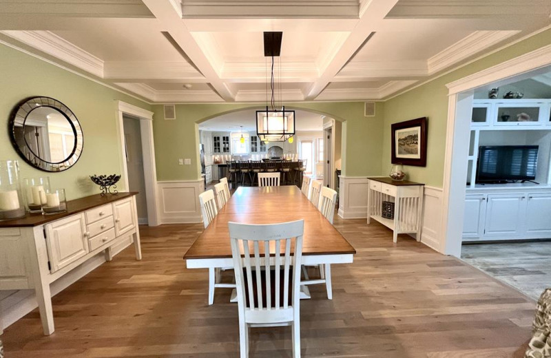 Rental dining room at Jersey Cape Realty.