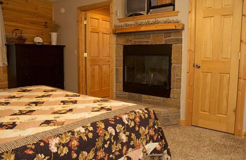 Vacation Rental Bedroom at Volunteer Cabin Rentals