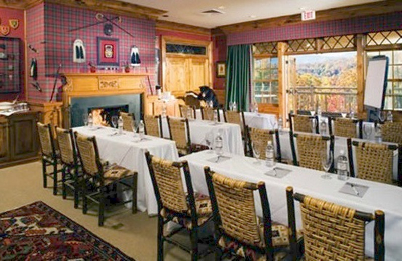 Dining Room at The Lodge at Buckberry Creek