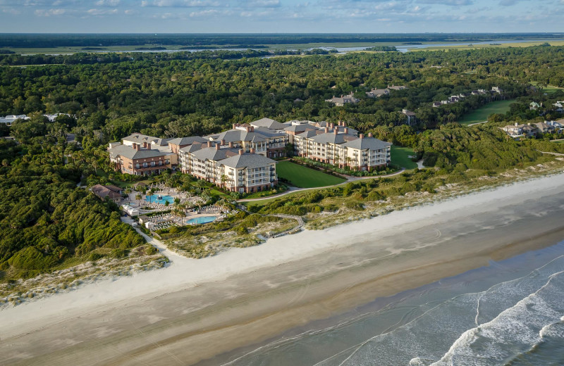 Exterior view of Kiawah Island Golf Resort.