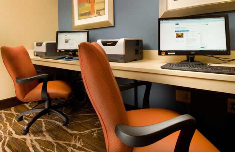 Business Center at Holiday Inn Express Alexandria