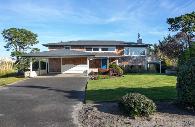 Rental exterior at Gearhart by the Sea.