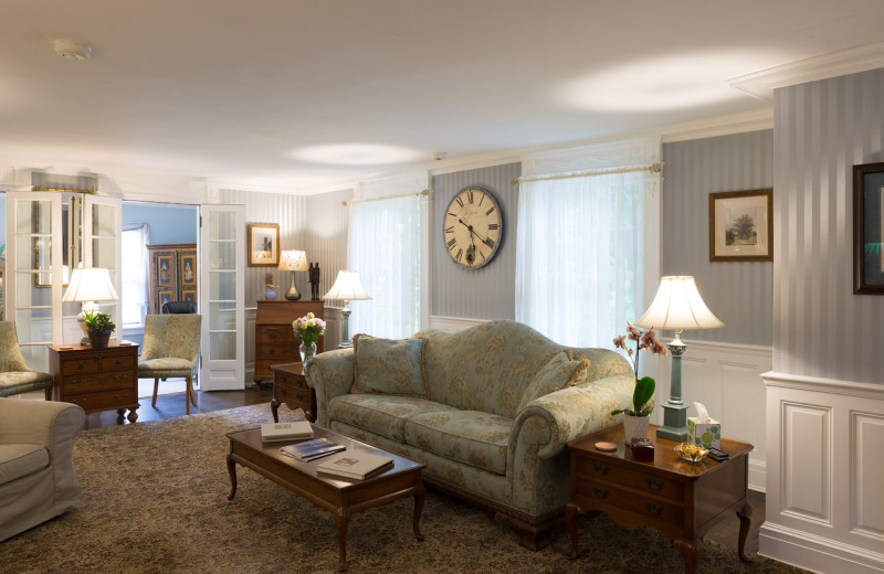 Living room at Inn at Stockbridge.