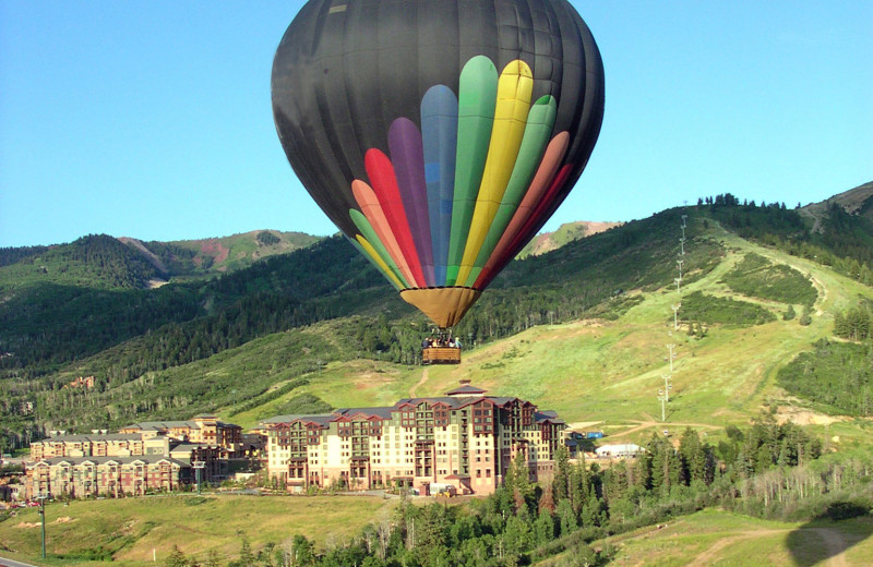 Balloon rides at Grand Summit Resort Hotel.