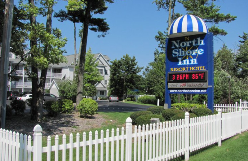 Entrance to North Shore Inn.