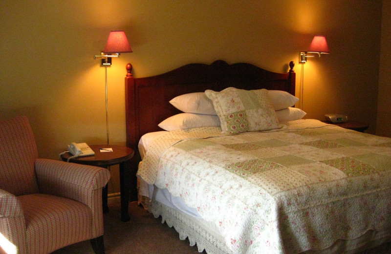 Guest room at Strathmere Retreat & Spa.