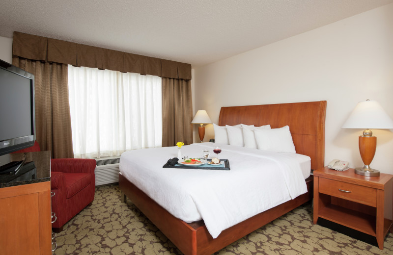 Guest room at Hilton Garden Inn St. Paul/Oakdale.