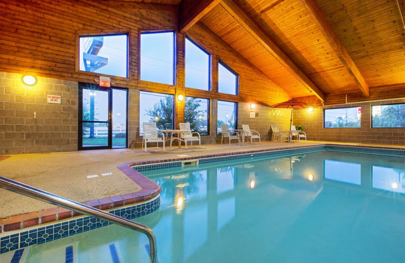 Indoor pool at AmericInn Lodge & Suites Two Harbors.