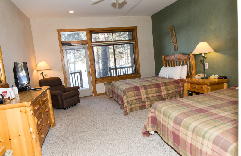 Guest room at Manhattan Beach Lodge.