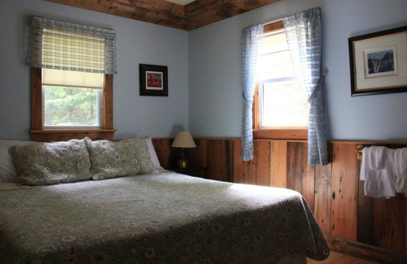 Cabin bedroom at Bartlett Lodge.