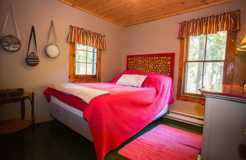 Cabin bedroom at White Lake Lodges.