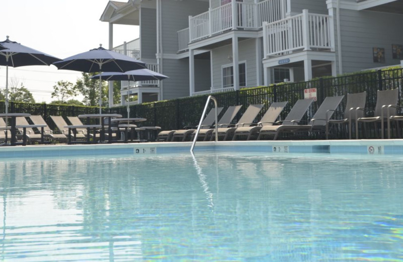 Outdoor pool at Cliffside Resort Condominiums.