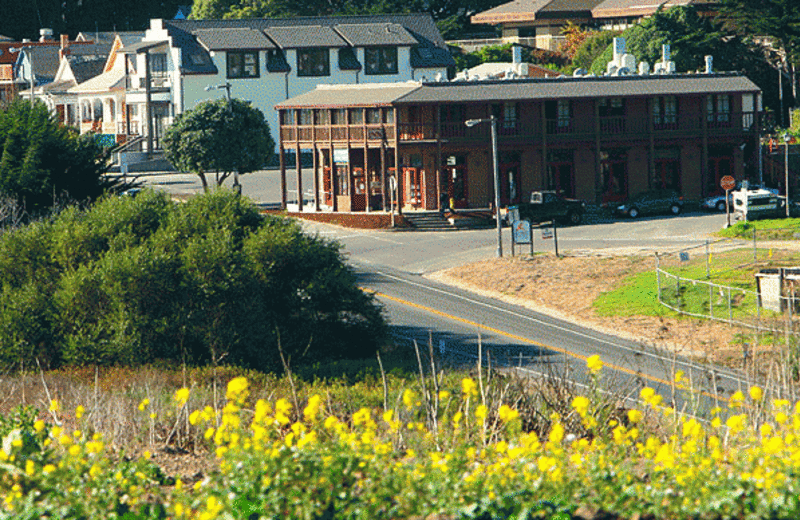 Exterior view of Davenport Bed & Breakfast Inn.