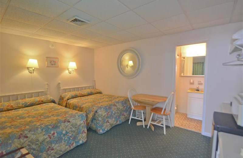 Guest room at Sea Scape Inn.