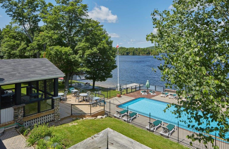 Outdoor pool at Sir Sam's Inn and WaterSpa.