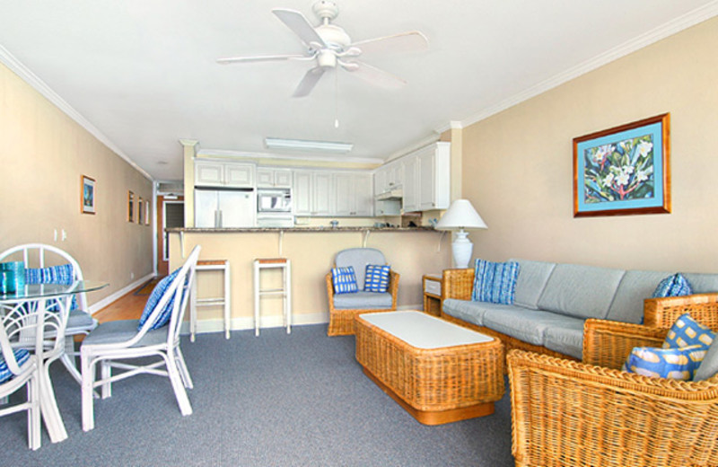 Vacation rental living room at Wailua Bay View Condos.