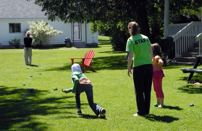 Family games at Bayview Wildwood Resort.