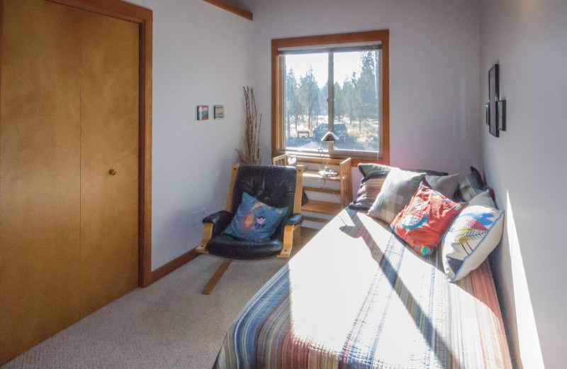 Rental bedroom at Sisters Vacation Rentals.