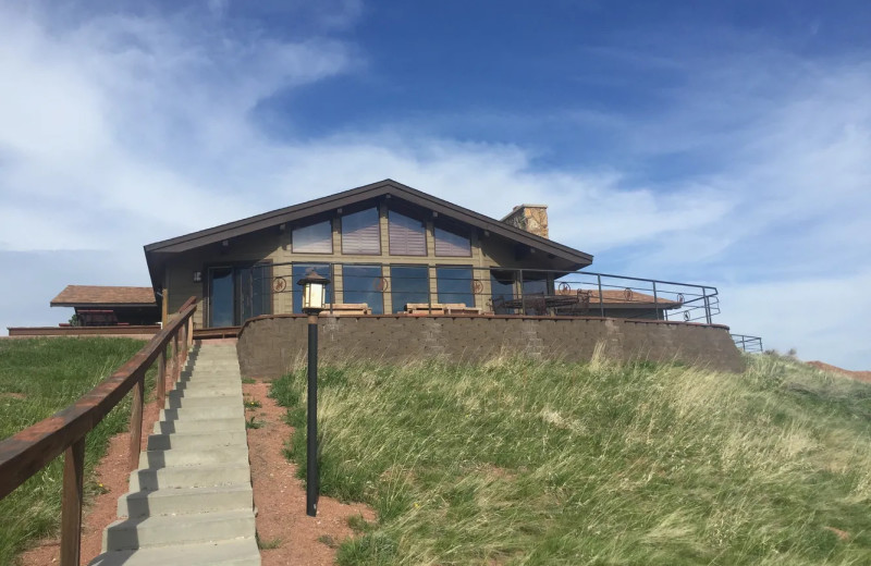 Exterior view of Lakeview Lodge 307.