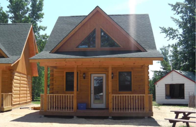 Cabin at Sunset Cove Lodge