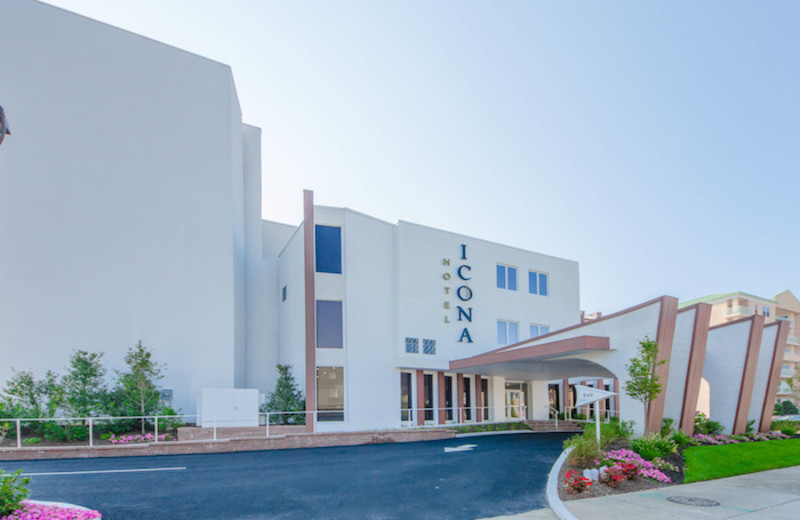 Exterior view of Hotel Icona.