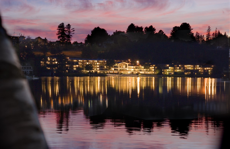Exterior view of Golden Arrow Lakeside Resort.