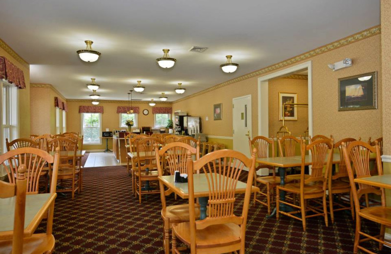 Dining at Bar Harbor Grand Hotel.