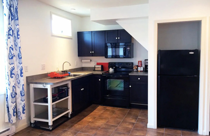 Guest kitchen at MANSION   REED GUESTHOUSE.