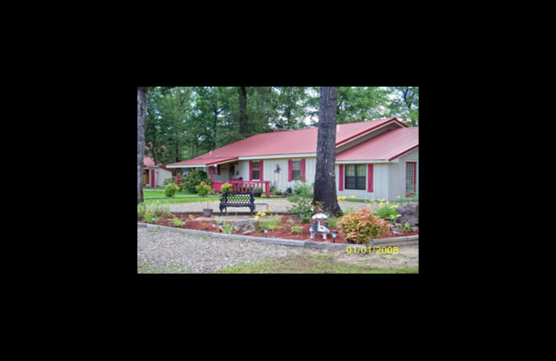 Cabin exterior at Island Overlook Cabins.