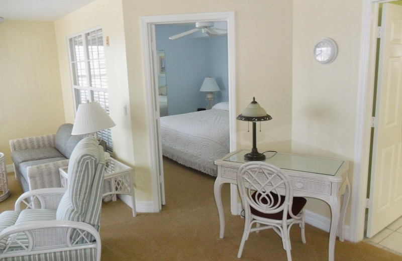 Guest room at Edison Beach House.