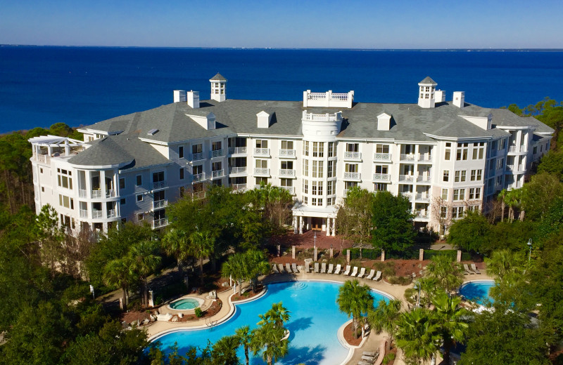 Rental exterior at Destin Getaways.