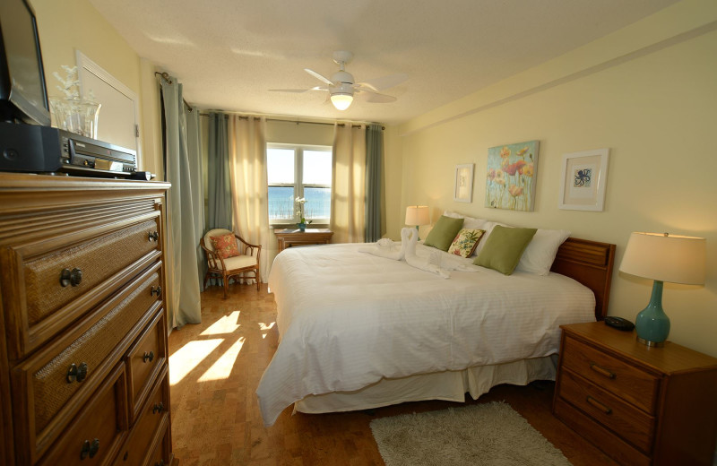 Guest bedroom at Nautilus Condominiums.