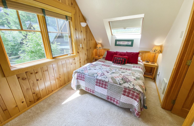 Rental bedroom at Sisters Vacation Rentals.