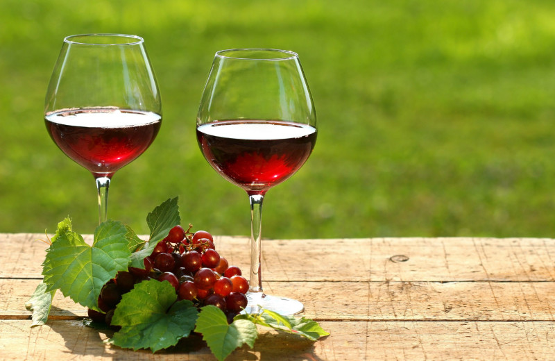 Romance packages at OgunquitHotels.net.