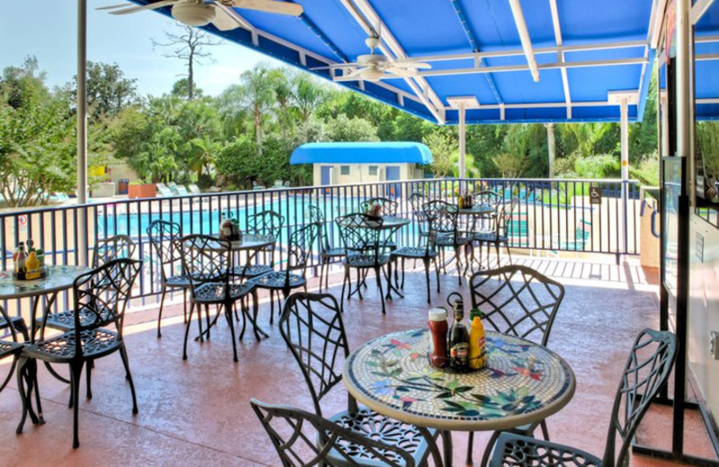 Poolside Dining at Best Western Lake Buena Vista