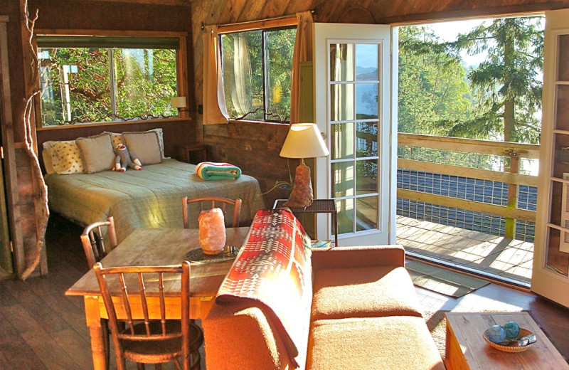 Guest room at Sunset Marine Resort.