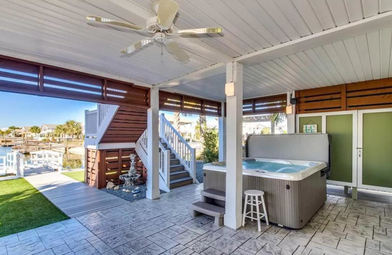 Rental hot tub at Williamson Realty Vacations.