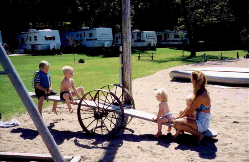 Family at Hollywood's Resort.