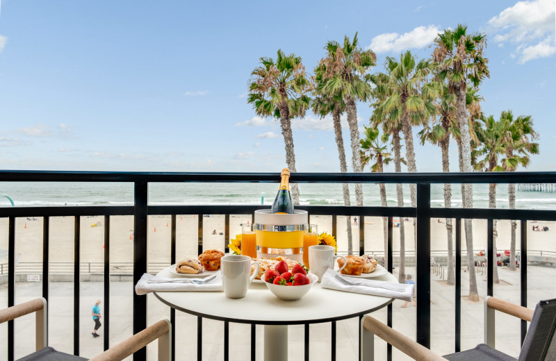 Guest balcony at Ocean Park Inn.